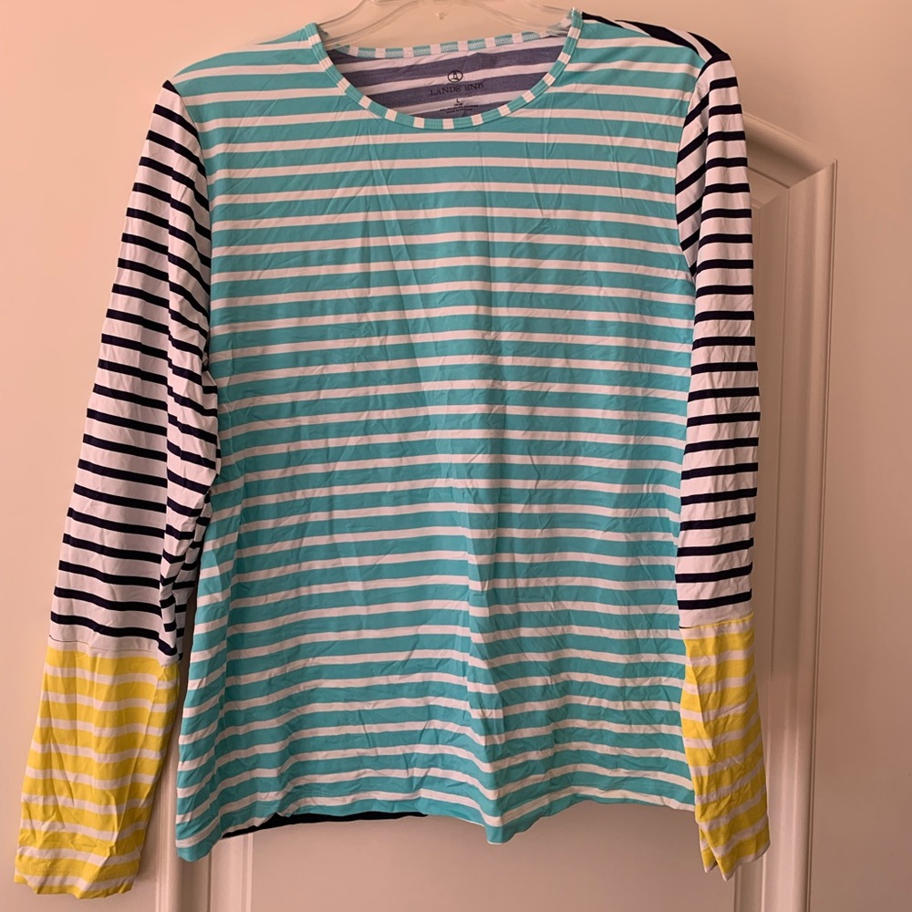 2 Multicolor Womens Wet Suit/Rashguard Long Sleeve Tops